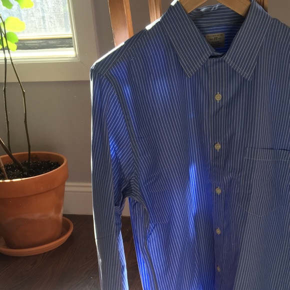 J Crew M Blue Pin Stripped 2-ply Button Down - Picture 1 of 5